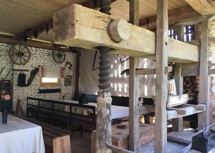 Stilvolles Im Dreilaendereck Casa vacanze Felsőszölnök